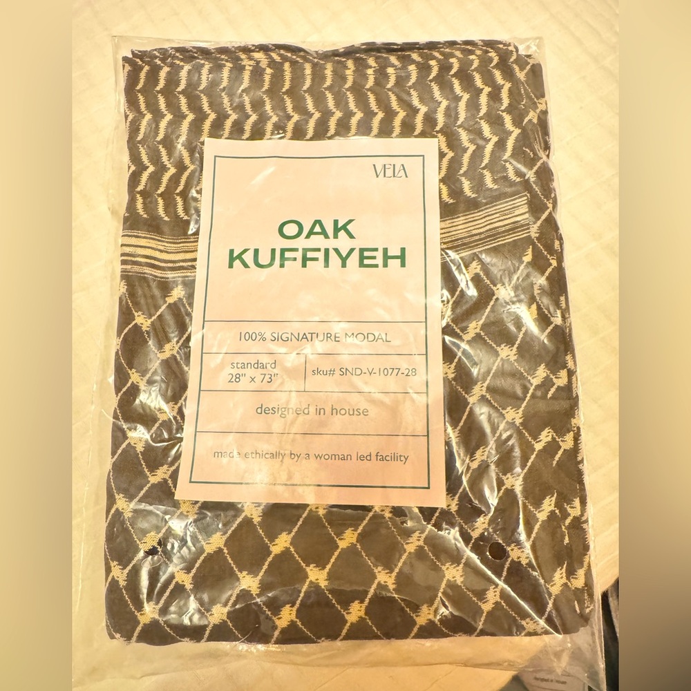 New in Packaging Vela Scarves Oak Kuffiyeh scarf - unworn and unopened
